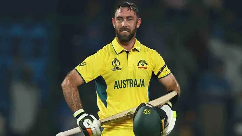 Maxwell out of England game with concussion after golf accident